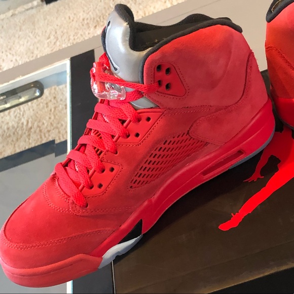2017 NIKE AIR JORDAN V 5 RETRO UNIVERSITY RED 8.5 - Picture 7 of 14